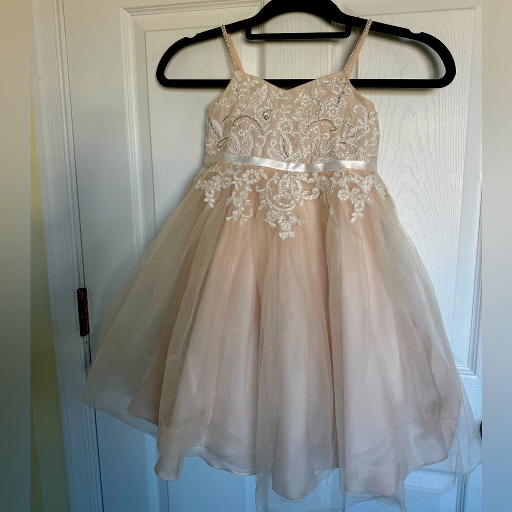 Girls size 4 Flower Girl Dress